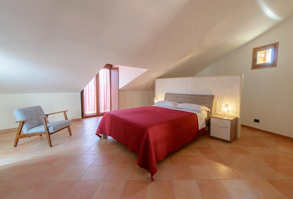La Bifora B&B Ogliastro Cilento Værelse billede